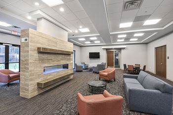 Montreal courts apartments | community room lounge