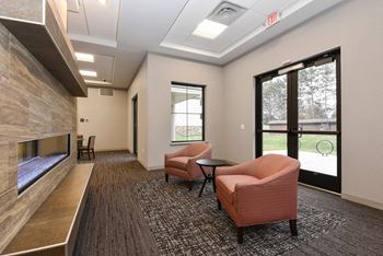 Montreal courts apartments | community room lounge