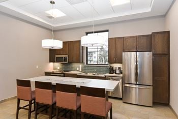Montreal courts apartments | community room kitchen