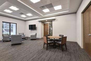 Montreal courts apartments | community room lounge