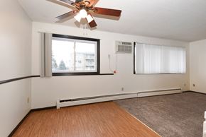 Little Canada apartment for rent - Montreal Courts Apartments in Little Canada, MN | Dining Room