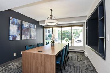 The edge of uptown apartments | conference room