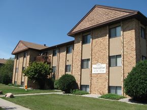 Fargo apartment for rent - Parkwood East & West Apartments | Fargo, ND