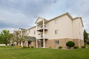 Fargo apartment for rent - Pinehurst Apartments | Fargo, ND