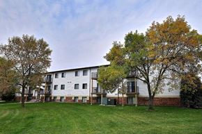 Fargo apartment for rent - An exterior or a three level apartment. Fargo, ND Southgate Apartments