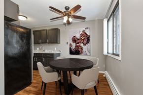 St. Louis Park apartment for rent - St Louis Park, MN Edge of Uptown Apartments|  Furnished Dining Room