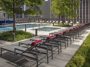 Chicago apartment for rent - Optima Signature Sundeck