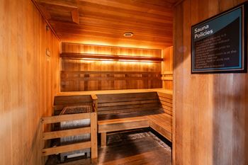 Steam room & sauna