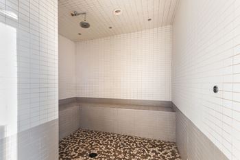 Steam room & sauna