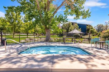 Year round spa hot tub