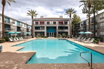 Resort style pool & spa