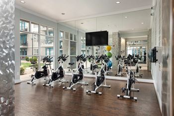 Spin studio