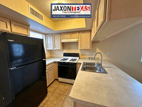 El Paso apartment for rent - Equipped Kitchen for your basic needs