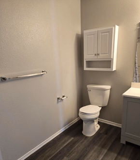 Alamogordo apartment for rent - Renovated Bathroom