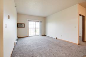 Moorhead townhouse for rent - Living room at Lakestone Apartments, MN, 56560