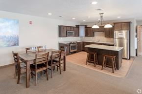 Sauk Rapids apartment for rent - Dining Area at Paraiso Estates, Sauk Rapids, MN, 56379