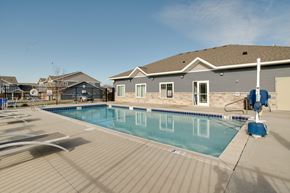Rochester townhouse for rent - Swimming Pool at Falcon Heights Townhomes, Rochester