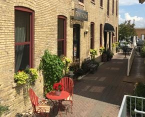 Moorhead apartment for rent - Courtyard View at Kassenborg, Moorhead, Minnesota