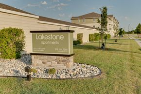 Moorhead townhouse for rent - Property Signage at Lakestone Apartments, Moorhead, MN
