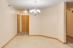 Detroit Lakes apartment for rent - Dining Room at Meadows Edge Apartments - Detroit Lakes, Detroit Lakes