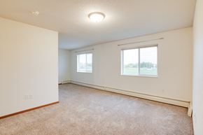 Detroit Lakes apartment for rent - Empty Bedroom at Pelican Heights Apartments, Detroit Lakes