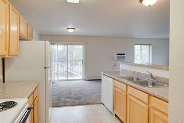 Fergus Falls apartment for rent - Kitchen at Somerset Apartments, Fergus Falls, Minnesota