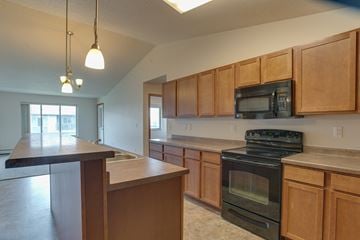 Fargo apartment for rent - Kitchen at Urban View Apartments, North Dakota