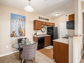 Columbus apartment for rent - Dining Room and Kitchen