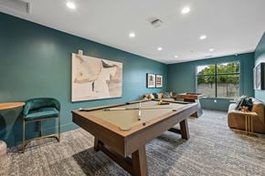 Columbus apartment for rent - Billiards Table