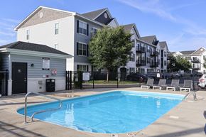 Columbus apartment for rent - Swimming Pool