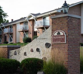 Cedarburg apartment for rent - Exterior Townhomes at Woodmere Townhomes, Cedarburg, WI, 53012