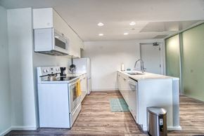 Cleveland apartment for rent - Kitchen Unit at Market District Lofts, Cleveland, OH