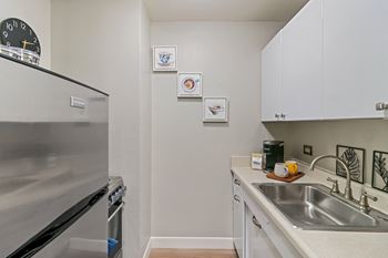 Kitchen appliances
