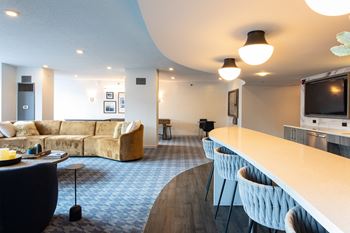 Social lounge