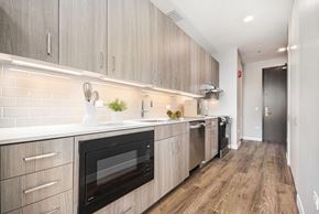 Chicago apartment for rent - Cozy Kitchen Space at Thrive Exchange, Chicago, Illinois