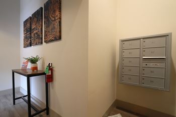 24-Hour package receiving lockers
