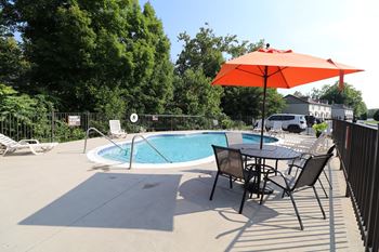 Saltwater swimming pool