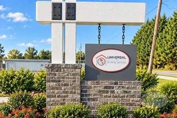 Boiling Springs townhouse for rent - A sign for Universal Boiling Springs is displayed on a brick pillar.