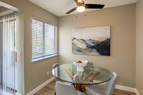 Westminster apartment for rent - Dining area
