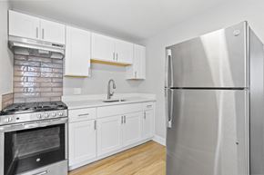 Denver apartment for rent - 1274 Logan Apartments in Denver, CO