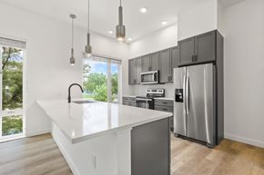 Denver apartment for rent - 1775 S Pearl Apartments in Denver, Colorado