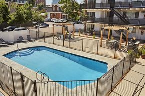 Denver apartment for rent - 237-257 Pearl Apartments in Denver, Colorado