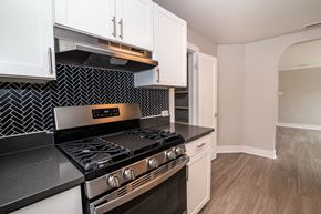 Denver apartment for rent - City Park Manor Apartments in Denver, Colorado