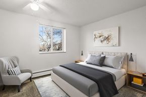 Denver apartment for rent - 35 S Logan Apartments in Denver, Colorado