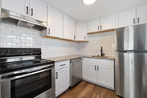 Denver apartment for rent - 780 Dexter Apartments in Denver, CO