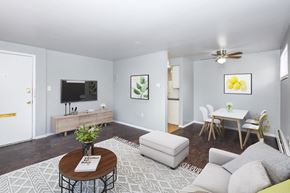Denver apartment for rent - 840 Cherry Apartments in Denver, CO