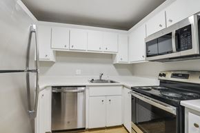 Denver apartment for rent - Garfield Park Apartments in Denver, Colorado