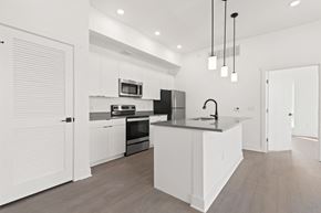 Denver apartment for rent - Mile High Place Apartments in Denver, Colorado