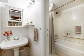 Denver apartment for rent - 1230 Pearl Apartments in Denver, CO