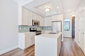 Denver townhouse for rent - Townhomes at Cherry Creek North in Denver, Colorado
